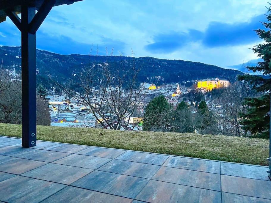 Skier's - View In Town! Apartment *